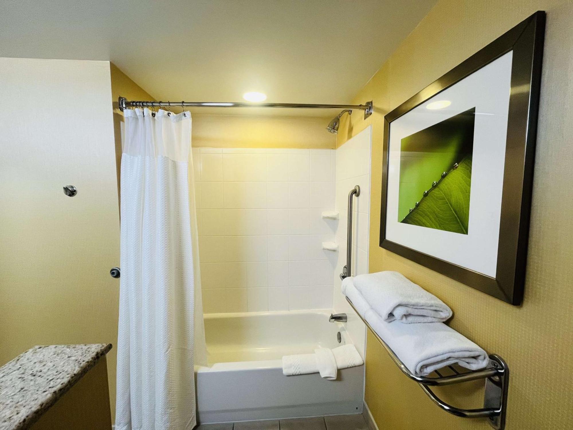 Sonesta Essential Junction City Exterior photo